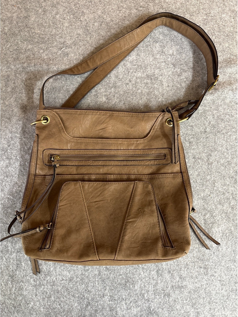 Fuax leather Bueno purse